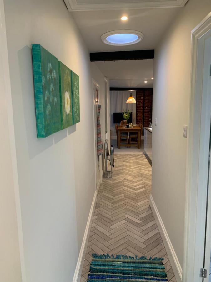 Hideaway Holiday Apartment Salisbury Eksteriør bilde